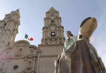 Embellecen Catedral del Señor de Tabasco