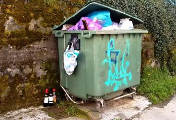 Encuentran a recién nacido muerto en contenedor de basura