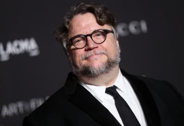 Guillermo del Toro reclama a empresa cervecera por utilizar su imagen