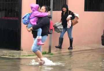 Así amanecieron algunas calles de Villahermosa