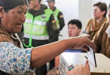 Piden a Bolivia convocar urgentemente elecciones