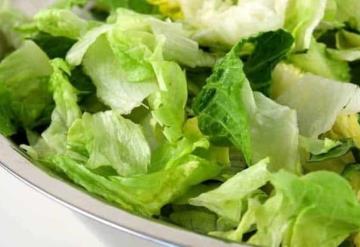 ¡Alerta! Piden no comer lechuga romana por brote de bacteria