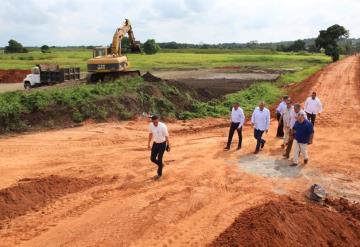 Supervisan los trabajos de la planta de tratamiento de aguas residuales en Emiliano Zapata