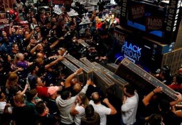 7.400 millones de dólares en compras de Black Friday en EUA