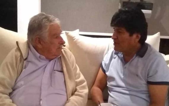 Se reúnen Evo Morales y José Mujica en México