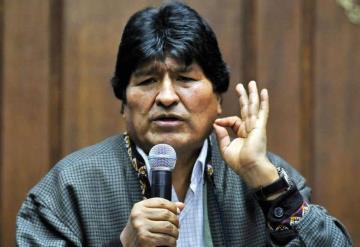 Evo Morales partió a Cuba; su intención es instalarse muy pronto en Argentina 