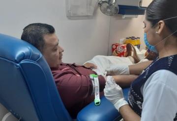 Donan sangre legisladores en el Congreso del Estado; invitan a más ciudadanos a donar