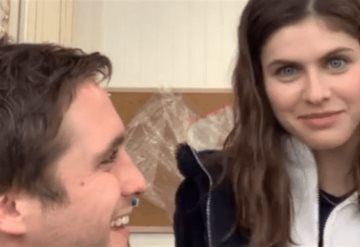 Diego Boneta le enseña a decir groserías a la actriz Alexandra Daddario