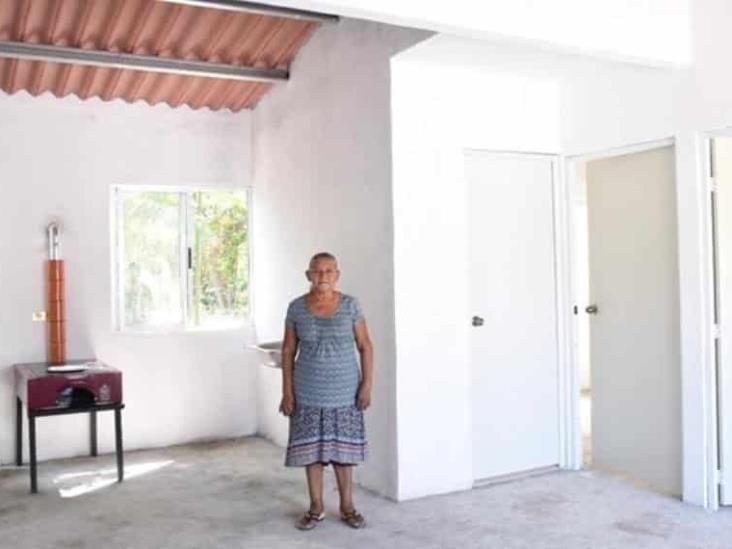 Entregan primeras viviendas del Programa de Vivienda Social de Sembrando  Vida en Teapa