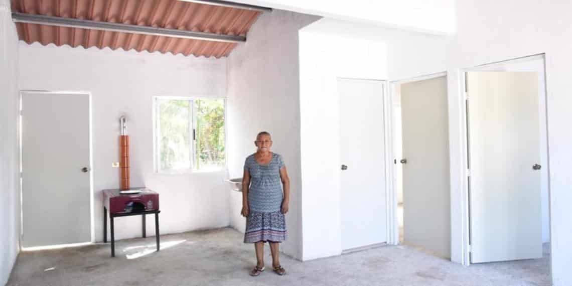 Entregan primeras viviendas del Programa de Vivienda Social de Sembrando  Vida en Teapa