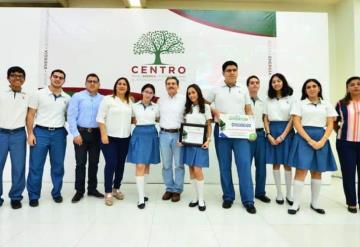 Ayuntamiento de Centro entrega premios para la juventud y el deporte municipal