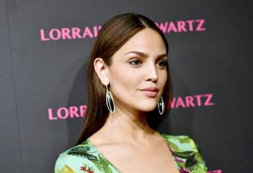 Eiza González publica foto antes de sus cirugías y la acaban en redes 