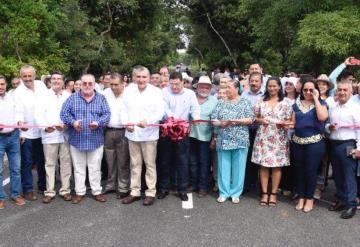 Inauguran la rehabilitación de la carretera Zapatero-Jonuta