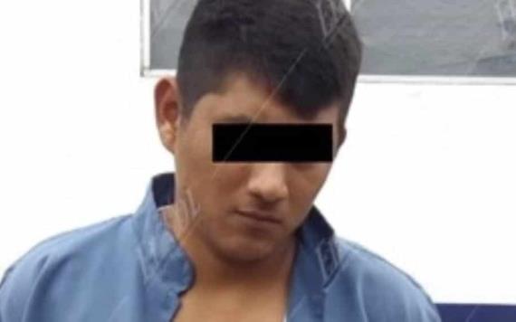 Detienen a presunto ladrón que robó en un Oxxo y golpeó a la cajera en Villahermosa