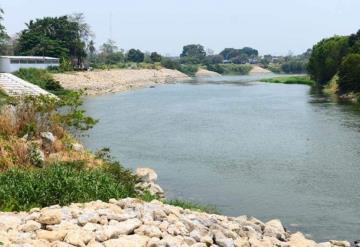 Se complica el abasto de agua; se seca el río Carrizal