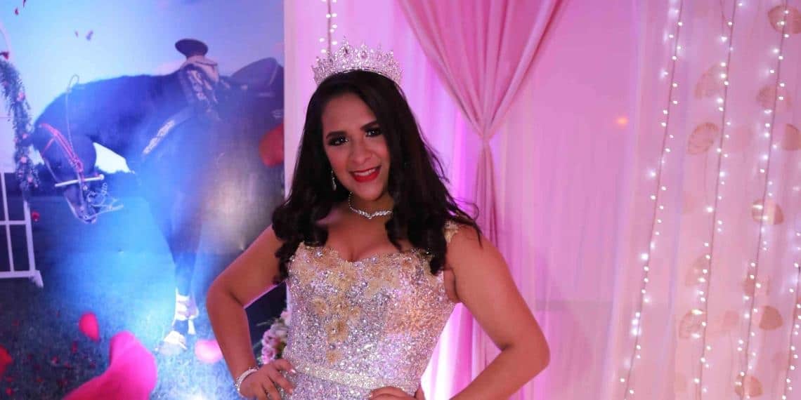 Gran noche de XV años Aylin Ximena Cruz Pérez