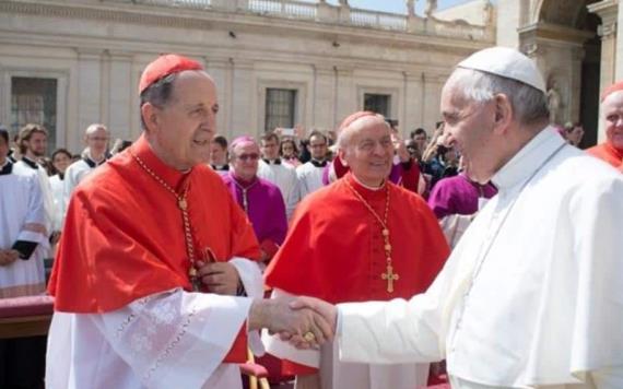 Rechaza papa Francisco posibilidad de permitir que hombres casados sean sacerdotes