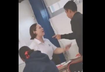 Maestra se vuelve viral tras protagonizar pelea con alumno