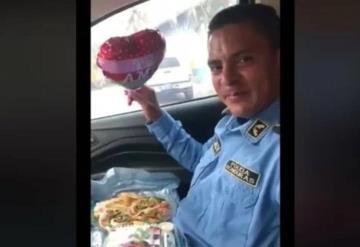 Policía recibe regalo de San Valentín antes de morir en tiroteo