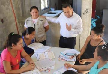 Buscan que 14 mil 856 personas logren concluir sus estudios de educación básica en Tabasco