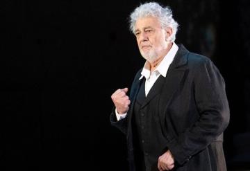 Acepta Plácido Domingo su responsabilidad por acoso a mujeres