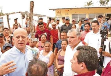 Evalúan nuevo centro hospitalario en Quintín Arauz, Centla