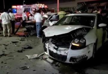 Se registra accidente en el periférico de Villahermosa; un taxista resultó lesionado