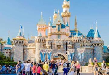 Cerrarán Disneyland California por coronavirus