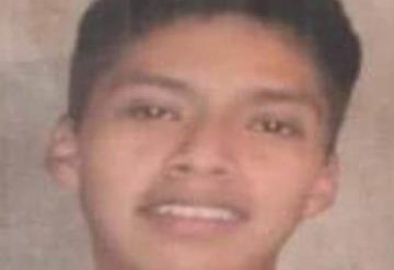 Desaparece hijo del vocero de los padres de los 43 normalistas de Ayotzinapa