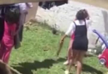 Niñas matan a un conejo y su madre las castiga brutalmente a golpes