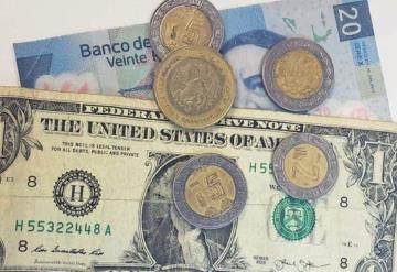 Se cae el peso mexicano; llega a costar 24 pesos