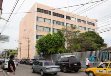 Dan de alta a 42 pacientes afectados en hospital de Pemex