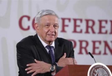 Voy a convocar a besos y abrazos en plazas públicas cuando termine la emergencia sanitaria: AMLO