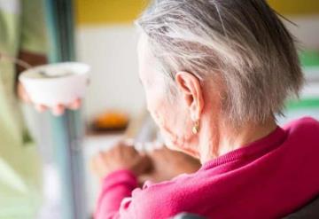 Mujer de 90 años ofrece su respirador a otra persona y muere por coronavirus