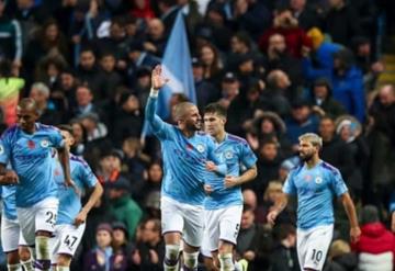 Indagan a jugador del Manchester City por haber realizado una fiesta durante cuarentena 