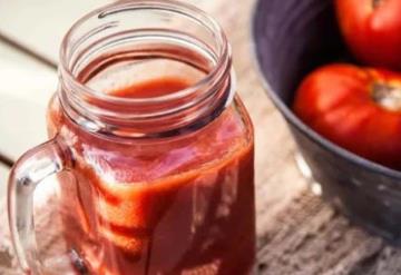 Prepara este delicioso jugo de tomate para fortalecer el sistema inmune