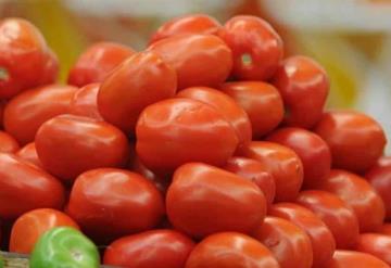 Escasea tomate y limitan venta en supermercados de Villahermosa