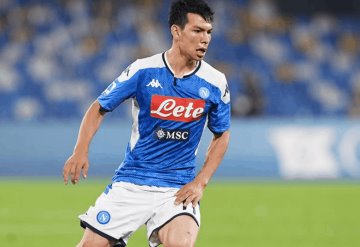 Sevilla entra en pláticas con Napoli por Chuky Lozano