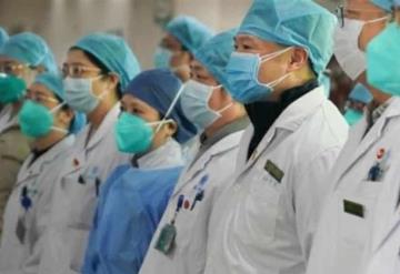 Hay más de 22 mil trabajadores de salud infectados por COVID-19, afirma la OMS