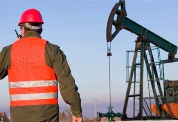 Registra petróleo de Texas su peor caída en la historia