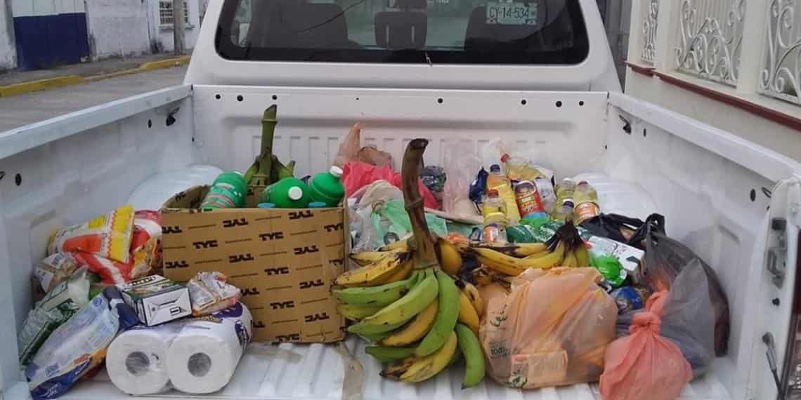 Productores de Sembrando Vida donan productos a personas necesitadas en Comalcalco