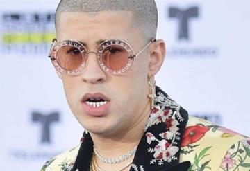 Acusan a miembro del equipo de Bad Bunny de abuso; afirma que tomará acciones