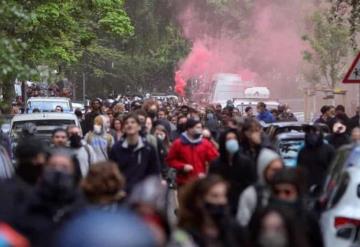 Incumplen cuarentena y salen a manifestarse por el Día del Trabajo