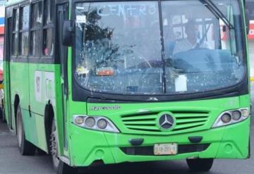 Sufren socios de Transbus por nuevos horarios de transporte público