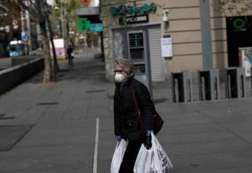 Reporta España menos de 100 muertos por COVID-19 en un día, después de 2 meses con altas cifras