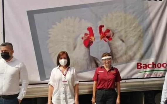 Dona Bachoco 4 toneladas de pollo para centros DIF y hospitales de Tabasco