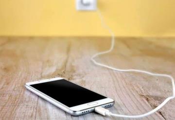 Por qué NUNCA deberías reparar el cable USB roto de tu celular