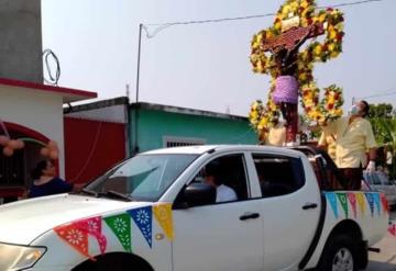 Pasean al Señor de la Salud por calles del municipio de Jonuta