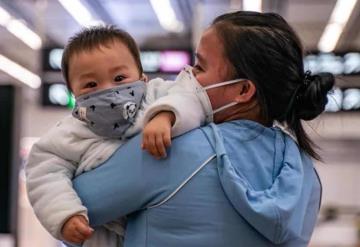 Alertan peligro por uso de mascarillas en niños menores de 2 años