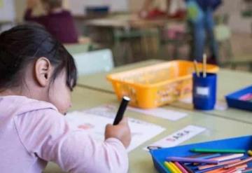 Maestra de jardin de niños es acusada de matar a una alumna